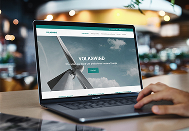Werbeagentur Bremen Website von Volkswind auf einem Laptop