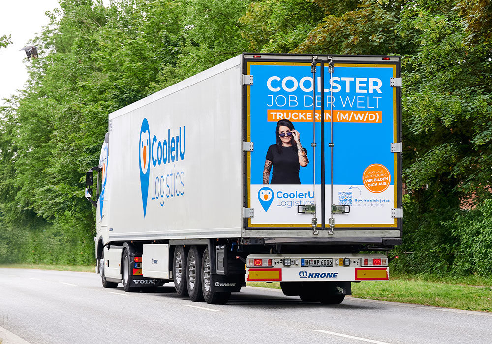 Werbeagentur Bremen gestaltet LKW von CoolerU Logistics